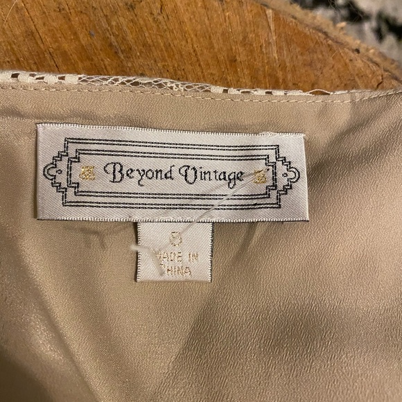 Beyond Vintage top - Picture 7 of 9